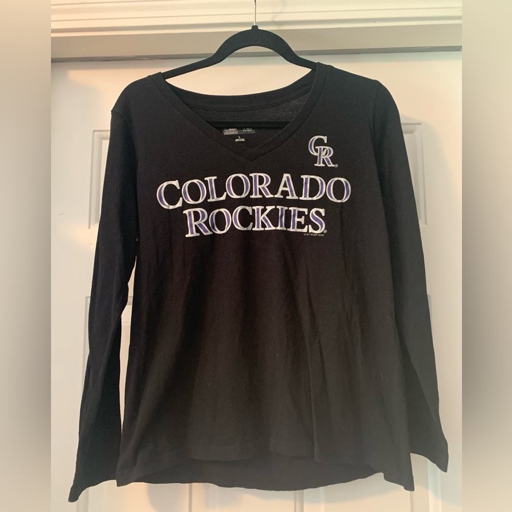 Colorado Rockies women’s long sleeve shirt size L